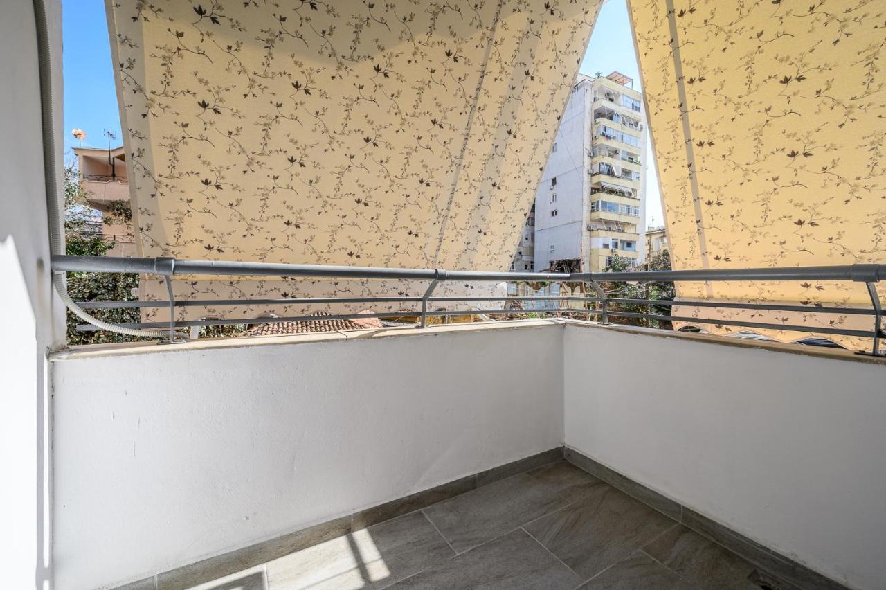 Miku Apartment-Modernly Designed Downtown טיראנה מראה חיצוני תמונה