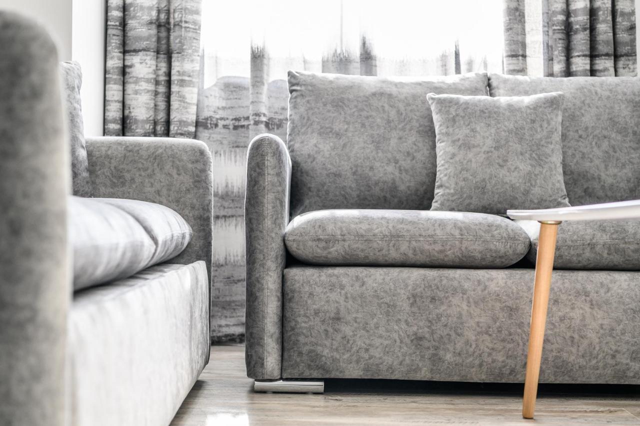 Miku Apartment-Modernly Designed Downtown טיראנה מראה חיצוני תמונה