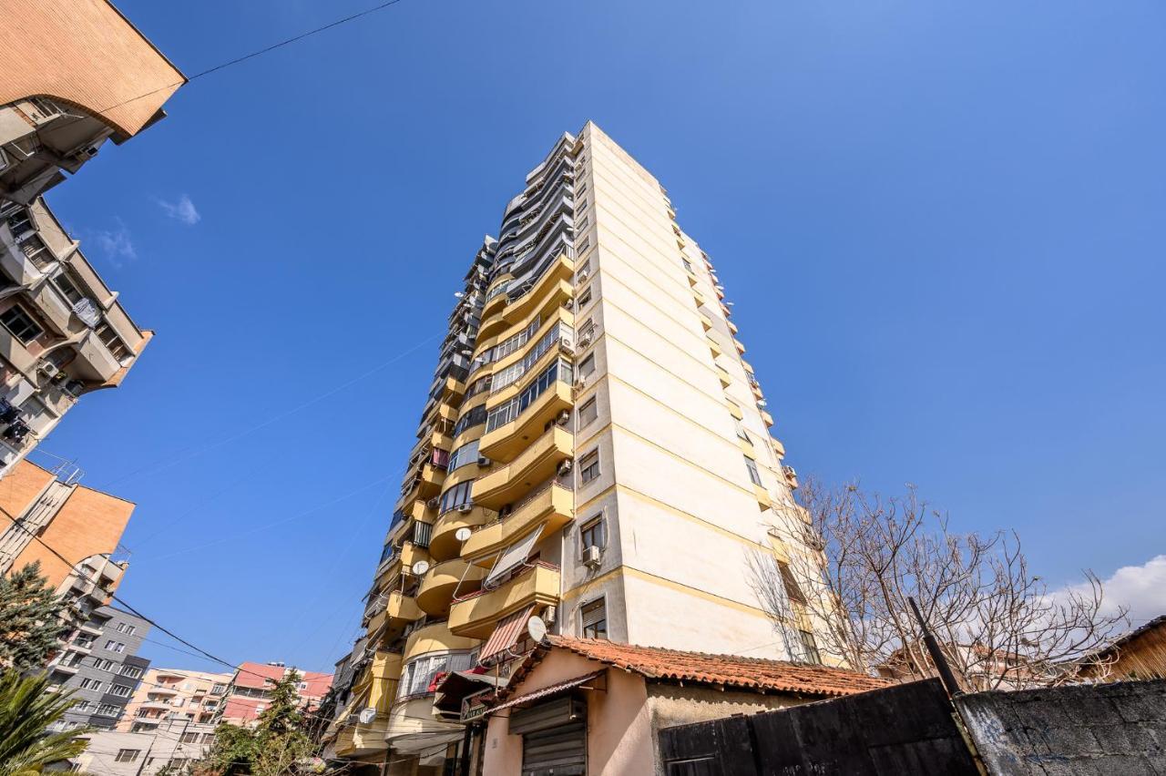 Miku Apartment-Modernly Designed Downtown טיראנה מראה חיצוני תמונה