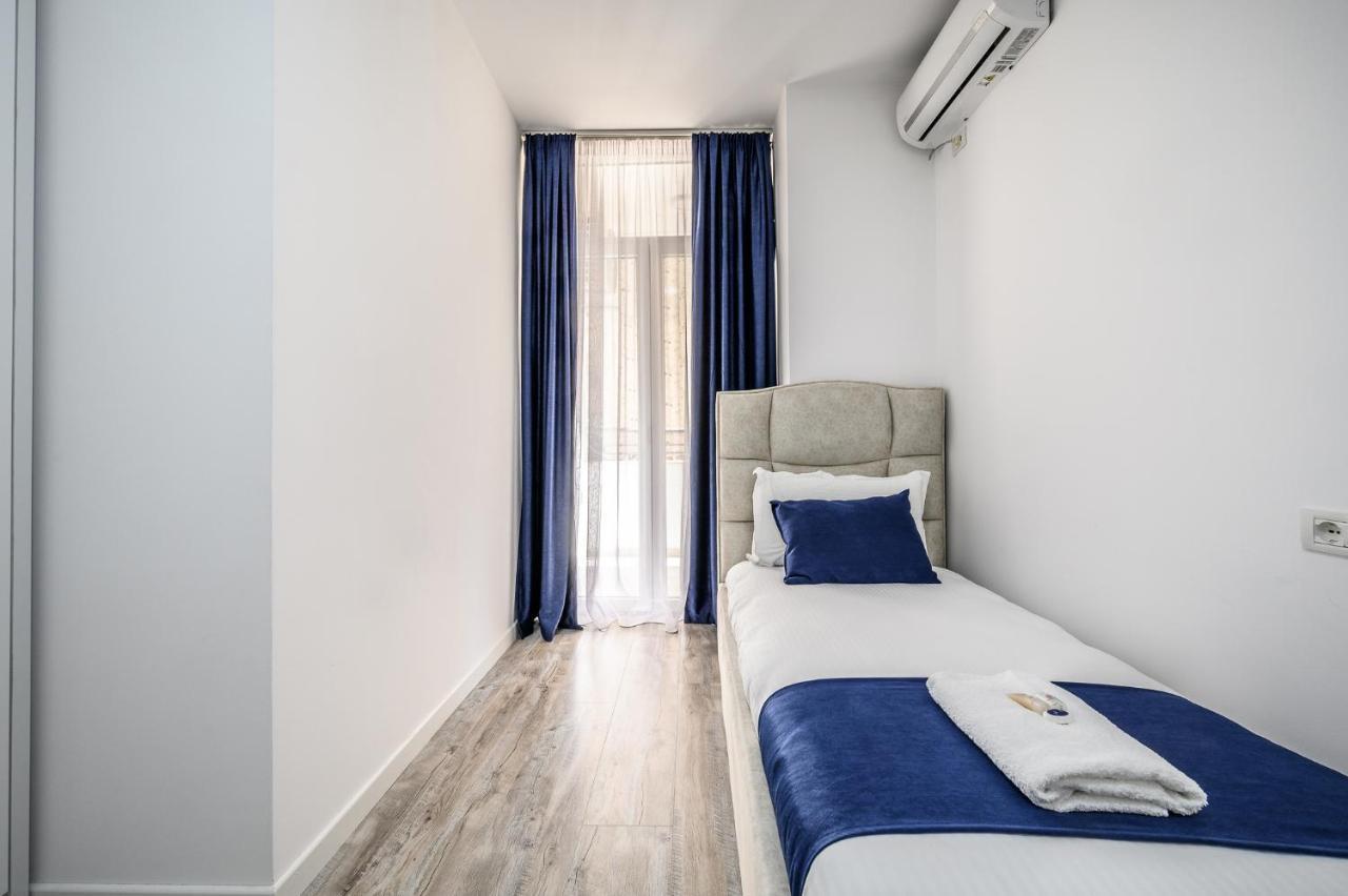 Miku Apartment-Modernly Designed Downtown טיראנה מראה חיצוני תמונה