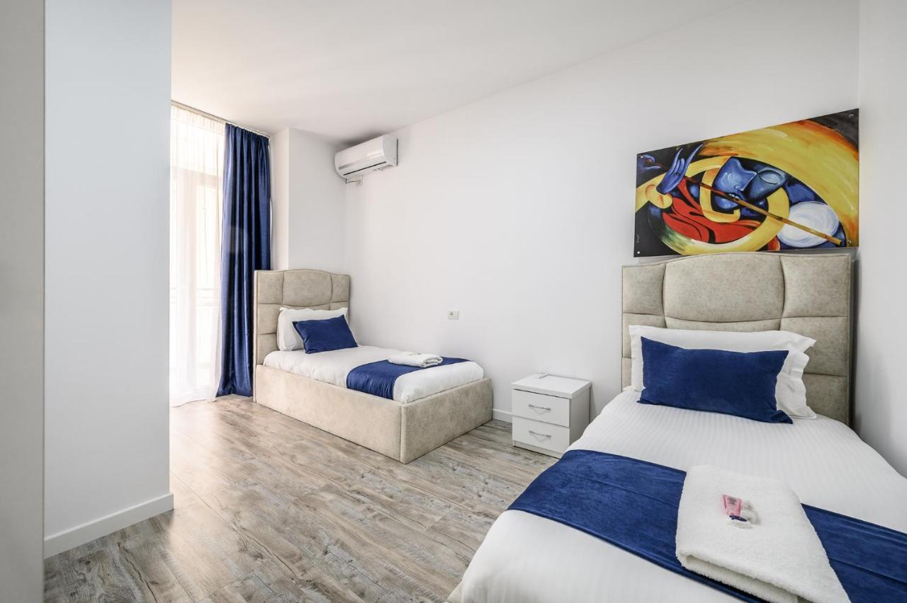 Miku Apartment-Modernly Designed Downtown טיראנה מראה חיצוני תמונה